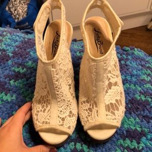 Lucky brand lace wedges!